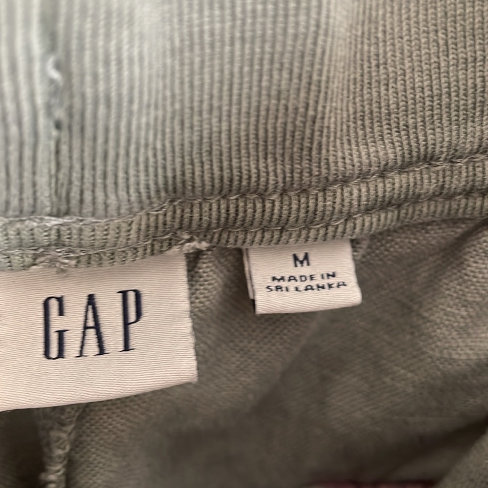 Gap for Good sage green khaki women’s jogger, size M.  NWOT.  New condition - Picture 5 of 9